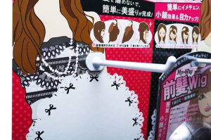 紙製陳列什器　つり下げPOP　壁掛けタイプ吊り下げフック